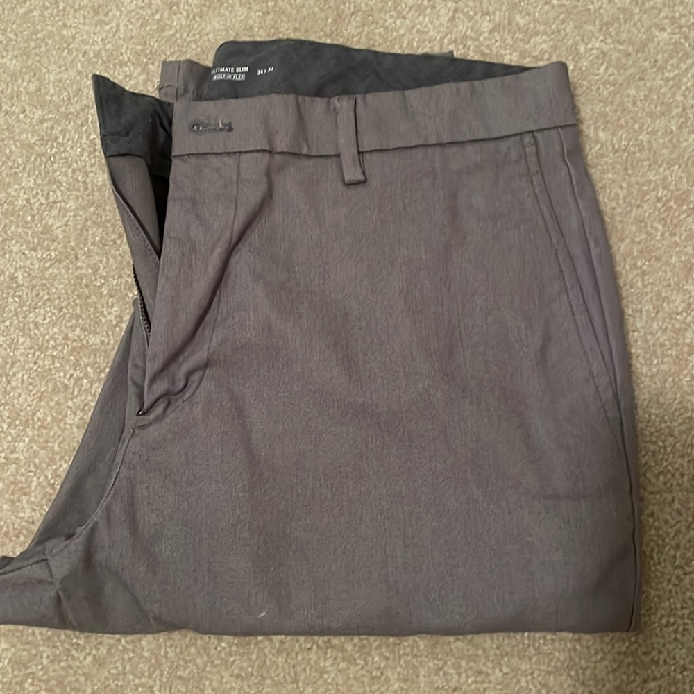 Old Navy Ultimate Slim
